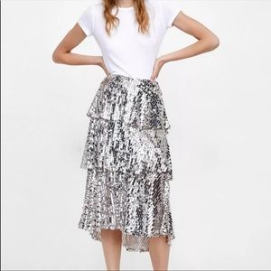 Zara silver sequin skirt. NWT!